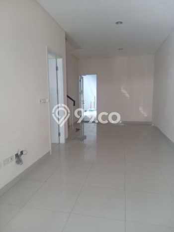 Dijual Rumah Mewah Elegan Dengan View Cantik di Green Lake City, Jakarta Barat Dijual Rumah Mewah Elegan Dengan View Cantik di Green Lake City, Jakarta Barat