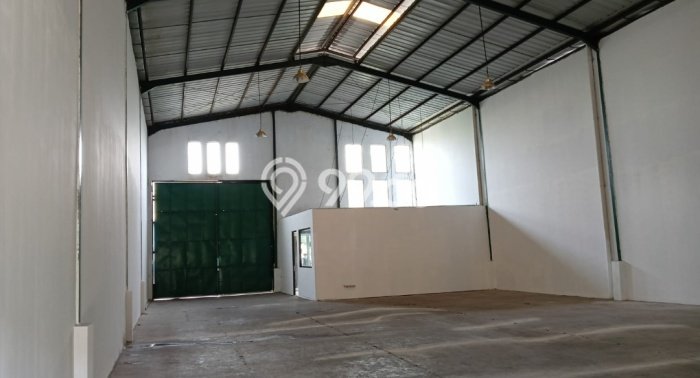 Unit Gudang disewakan di Gunung Sindur Bogor dengan LT 504m2 / LB 288m2 Unit Gudang disewakan di Gunung Sindur Bogor dengan LT 504m2 / LB 288m2