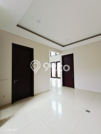 HARGA SPECIAL! Rumah Asri lokasi , LT 700m2m² Bangunan 700m2m² HARGA SPECIAL! Rumah Asri lokasi , LT 700m2m² Bangunan 700m2m²