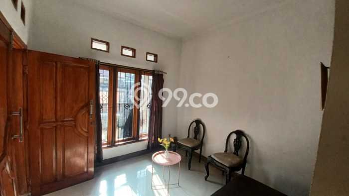 Rumah Nyaman area Batununggal, Bandung, LT 112m2m² LB 140m2m² Rumah Nyaman area Batununggal, Bandung, LT 112m2m² LB 140m2m²