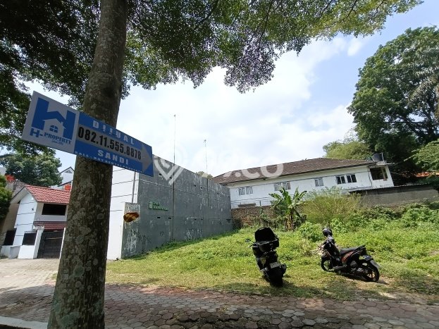 Tanah Premium di Dago, Luas 319m², Ideal untuk Investasi Tanah Premium di Dago, Luas 319m², Ideal untuk Investasi