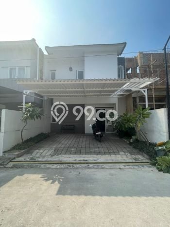 Kesempatan Investasi di Buah Batu, Dekat Kawasan Komersial, Bandung - 4 Kamar Tidur Kesempatan Investasi di Buah Batu, Dekat Kawasan Komersial, Bandung - 4 Kamar Tidur