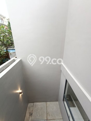 LOKASI PREMIUM! Rumah Strategis di , LT 153m2m² LB 298m2m² LOKASI PREMIUM! Rumah Strategis di , LT 153m2m² LB 298m2m²