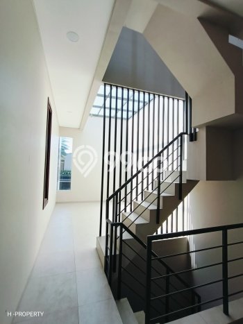 HARGA SPECIAL! Rumah Asri lokasi , LT 700m2m² Bangunan 700m2m² HARGA SPECIAL! Rumah Asri lokasi , LT 700m2m² Bangunan 700m2m²