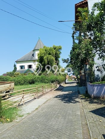 Rumah Luas Asri 2 KT Siap Pakai di Lembang Bandung Rumah Luas Asri 2 KT Siap Pakai di Lembang Bandung