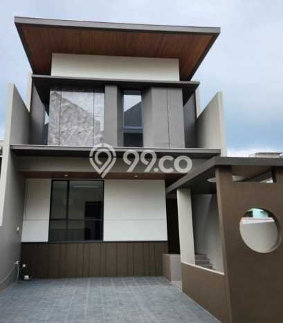 Rumah Kawasan , Luas 139m2m², Bangunan 180m2m² Rumah Kawasan , Luas 139m2m², Bangunan 180m2m²