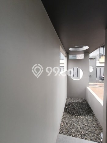 Rumah Kawasan , Luas 139m2m², Bangunan 180m2m² Rumah Kawasan , Luas 139m2m², Bangunan 180m2m²