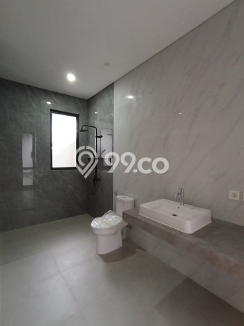 Rumah Kawasan , Luas 139m2m², Bangunan 180m2m² Rumah Kawasan , Luas 139m2m², Bangunan 180m2m²