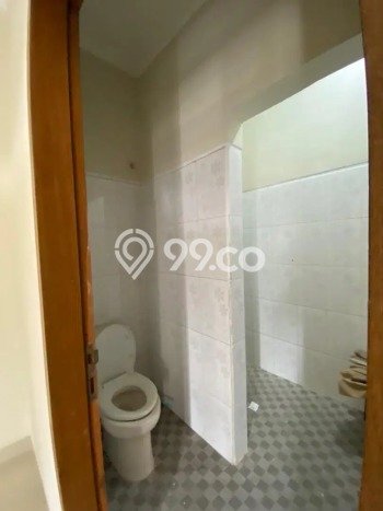 Rumah 4 KT 4 KM Dekat Rumah Sakit di Batununggal, Bandung Rumah 4 KT 4 KM Dekat Rumah Sakit di Batununggal, Bandung