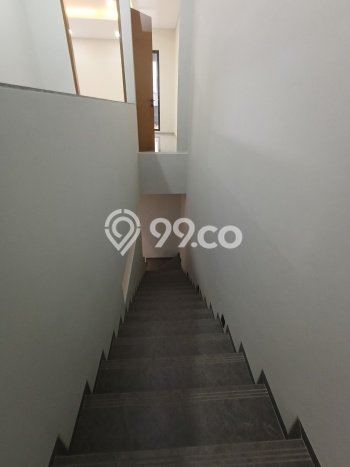 Rumah Kawasan , Luas 139m2m², Bangunan 180m2m² Rumah Kawasan , Luas 139m2m², Bangunan 180m2m²