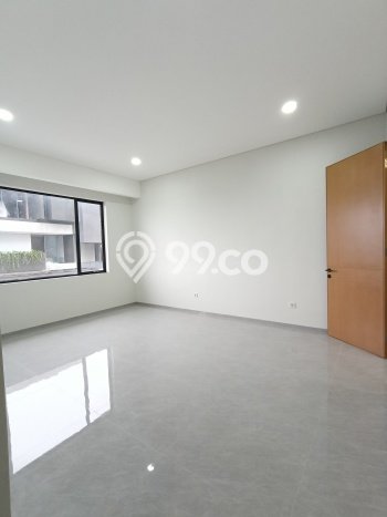 LOKASI PREMIUM! Rumah Strategis di , LT 153m2m² LB 298m2m² LOKASI PREMIUM! Rumah Strategis di , LT 153m2m² LB 298m2m²