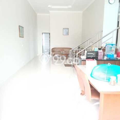 SPECIAL PRICE! Rumah Asri lokasi , LT 300m2m² Bangunan 600m2m² SPECIAL PRICE! Rumah Asri lokasi , LT 300m2m² Bangunan 600m2m²