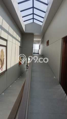 Hunian Elit LB 729m2 Siap Pakai Desain Elegan di Kota Baru Parahyangan, Bandung Hunian Elit LB 729m2 Siap Pakai Desain Elegan di Kota Baru Parahyangan, Bandung