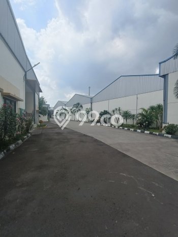 LOKASI STRATEGIS! Gudang For Rent Kawasan Kopo, Luas 1020m2m², Pusat Niaga LOKASI STRATEGIS! Gudang For Rent Kawasan Kopo, Luas 1020m2m², Pusat Niaga