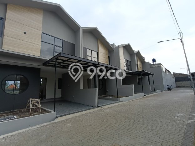 HARGA SPESIAL! Rumah di , Bandung, LT 60m2m² Bangunan 94m2m² BISA KPR! HARGA SPESIAL! Rumah di , Bandung, LT 60m2m² Bangunan 94m2m² BISA KPR!