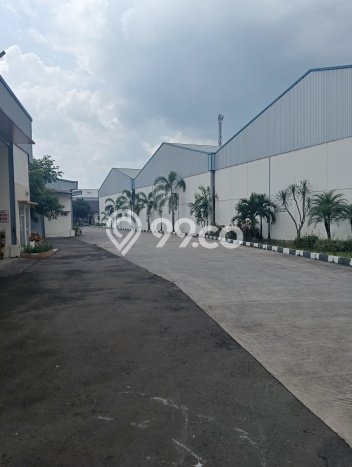 LOKASI STRATEGIS! Gudang For Rent Kawasan Kopo, Luas 1020m2m², Pusat Niaga LOKASI STRATEGIS! Gudang For Rent Kawasan Kopo, Luas 1020m2m², Pusat Niaga