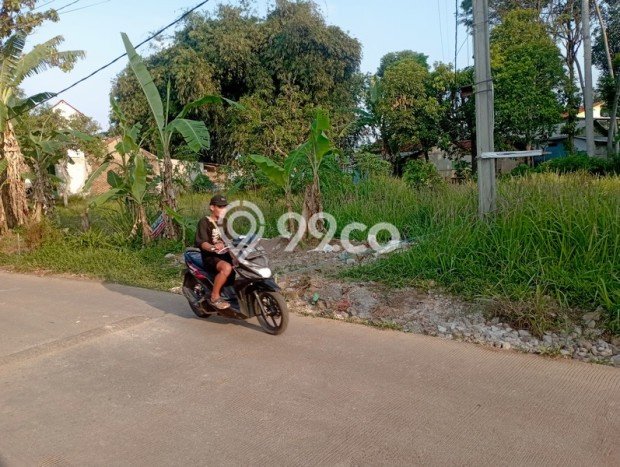 Tanah di Ciparay, Bandung Luas 242m2 Dijual Segera Tanah di Ciparay, Bandung Luas 242m2 Dijual Segera