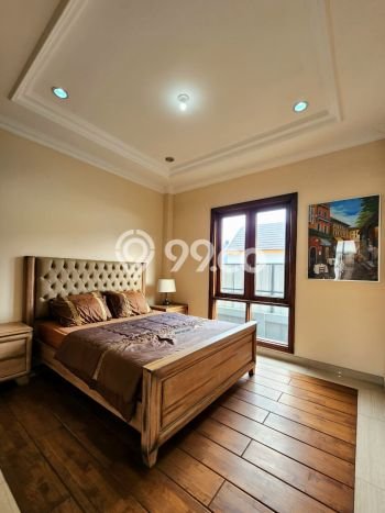 Hunian Mewah LB 258m2 Siap Pakai Desain Elegan di Lenteng Agung, Jakarta Selatan Hunian Mewah LB 258m2 Siap Pakai Desain Elegan di Lenteng Agung, Jakarta Selatan