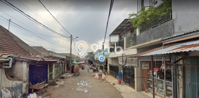 Rumah Nyaman dengan Luas Tanah 100m² dan Luas Bangunan 180m² di Kawasan Bukit Duri, Jakarta Selatan Rumah Nyaman dengan Luas Tanah 100m² dan Luas Bangunan 180m² di Kawasan Bukit Duri, Jakarta Selatan