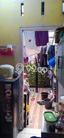 Rumah di Kawasan Limo, Lingkungan Elite 1 KT Rumah di Kawasan Limo, Lingkungan Elite 1 KT