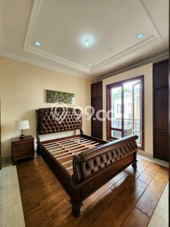 Hunian Mewah LB 258m2 Siap Pakai Desain Elegan di Lenteng Agung, Jakarta Selatan Hunian Mewah LB 258m2 Siap Pakai Desain Elegan di Lenteng Agung, Jakarta Selatan