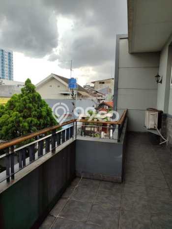 Hot Offer Hunian Premium Ideal dan Luas di Jatinegara, Jakarta Timur Hot Offer Hunian Premium Ideal dan Luas di Jatinegara, Jakarta Timur
