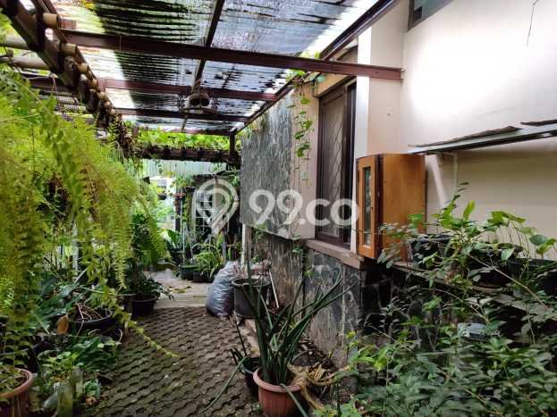 Jual Rumah Mewah Elegan Dengan View Eksklusif di Margonda, Depok Jual Rumah Mewah Elegan Dengan View Eksklusif di Margonda, Depok