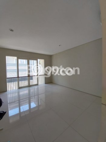 For Sale! Luxury House LT 200m2 Desain Modern di Citraland For Sale! Luxury House LT 200m2 Desain Modern di Citraland