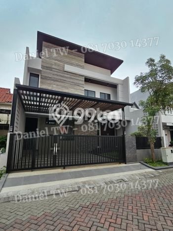 Rumah LB 220m² di Pinggir Kota Citraland, Surabaya - Lokasi Strategis Rumah LB 220m² di Pinggir Kota Citraland, Surabaya - Lokasi Strategis