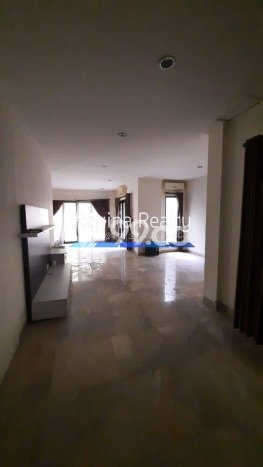 For Sale! Premium House LT 231m2 Desain Elegan di Kerobokan For Sale! Premium House LT 231m2 Desain Elegan di Kerobokan