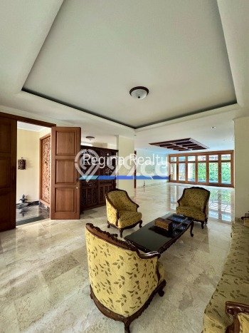 Rumah area , Akses ke Stasiun, 4 KT, LT 640m2m² LB 400m2m² Rumah area , Akses ke Stasiun, 4 KT, LT 640m2m² LB 400m2m²