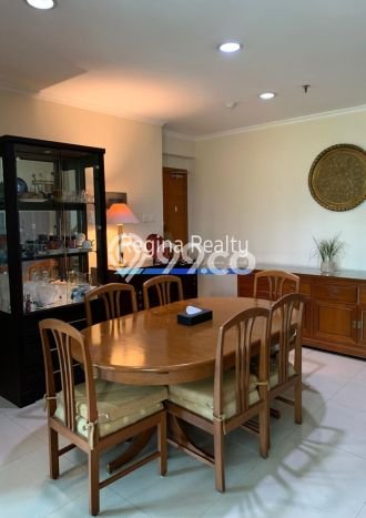Hunian Apartemen High-Class untuk Dijual di Jakarta Selatan dengan 4 BR & 2 Kamar Mandi Hunian Apartemen High-Class untuk Dijual di Jakarta Selatan dengan 4 BR & 2 Kamar Mandi