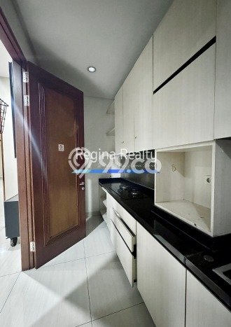 Komersial Disewa di Jakarta Selatan dengan LB 110m2 Area Komersial Ramai Komersial Disewa di Jakarta Selatan dengan LB 110m2 Area Komersial Ramai