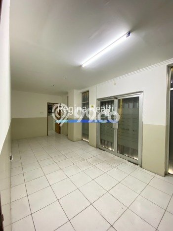 Unit Komersial Disewakan di Jakarta Selatan Area Strategis Harga Kompetitif Unit Komersial Disewakan di Jakarta Selatan Area Strategis Harga Kompetitif