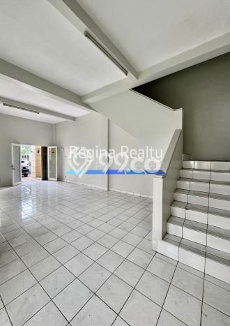 FOR RENT! Ruko di Bekasi Cocok untuk Bisnis 200m2 FOR RENT! Ruko di Bekasi Cocok untuk Bisnis 200m2