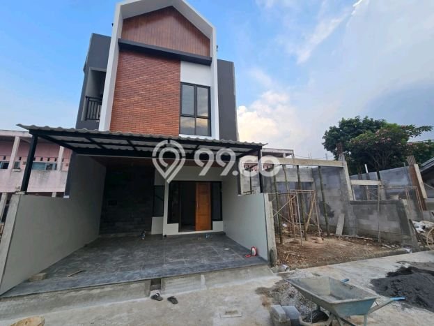 Jual Rumah Eksklusif 3 KT di Bambu Apus, Jakarta Timur Jual Rumah Eksklusif 3 KT di Bambu Apus, Jakarta Timur