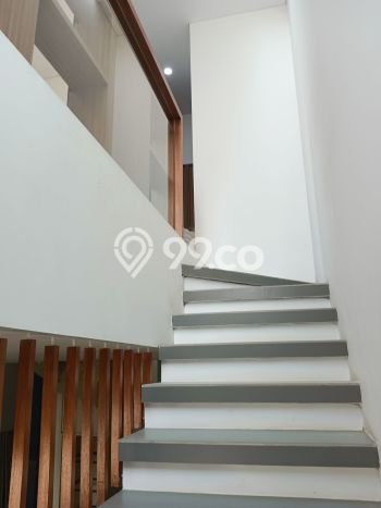 Dijual Rumah 3 Kamar Lokasi Strategis Nyaman dan Strategis di Ciracas Dijual Rumah 3 Kamar Lokasi Strategis Nyaman dan Strategis di Ciracas