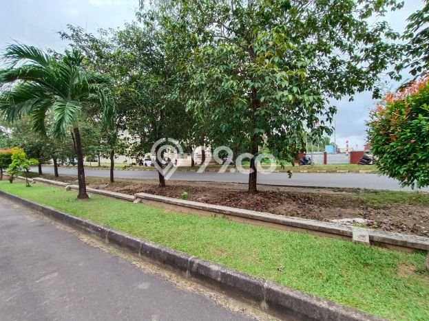 INVESTASI POTENSIAL! Ruko di Batam Kota, Luas 170m², Area Komersial INVESTASI POTENSIAL! Ruko di Batam Kota, Luas 170m², Area Komersial