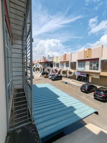 KEUNTUNGAN BERLIPAT! Ruko Kawasan Batam Kota, Luas 81m², Pusat Komersial KEUNTUNGAN BERLIPAT! Ruko Kawasan Batam Kota, Luas 81m², Pusat Komersial