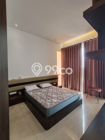 Rumah Mewah LB 275m2 Siap Pakai Desain Elegan di Tiban, Batam Rumah Mewah LB 275m2 Siap Pakai Desain Elegan di Tiban, Batam