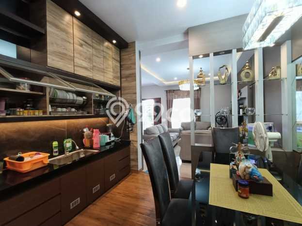 Rumah Siap Huni di Batam Kota, Batam, LT 120m² LB 250m² Rumah Siap Huni di Batam Kota, Batam, LT 120m² LB 250m²