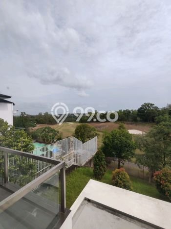 Rumah Mewah LB 275m2 Siap Pakai Desain Elegan di Tiban, Batam Rumah Mewah LB 275m2 Siap Pakai Desain Elegan di Tiban, Batam