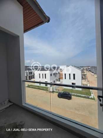 For Sale Rumah 4 Kamar Lokasi Ideal Bagus dan Strategis di Batam Kota For Sale Rumah 4 Kamar Lokasi Ideal Bagus dan Strategis di Batam Kota