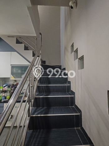 Rumah Strategis Modern Lb 180m2 di Batam Kota, Batam Rumah Strategis Modern Lb 180m2 di Batam Kota, Batam