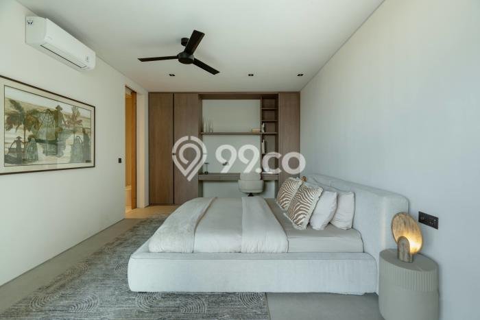 FOR SALE! Vila di , Area 440m2m², Dekat ke Pusat Kota FOR SALE! Vila di , Area 440m2m², Dekat ke Pusat Kota