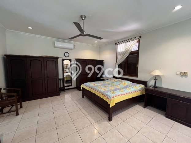 Tanah Kavling Dijual di Seminyak, Badung dengan Luas Tanah 1000m2 Tanah Kavling Dijual di Seminyak, Badung dengan Luas Tanah 1000m2