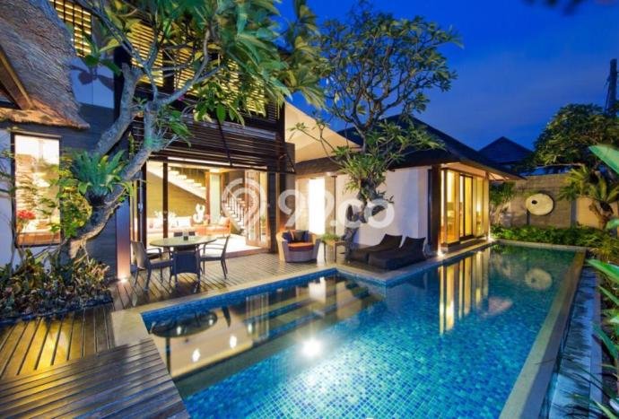 For Sale! Luxury House LT 300m2 Desain Modern di Seminyak For Sale! Luxury House LT 300m2 Desain Modern di Seminyak