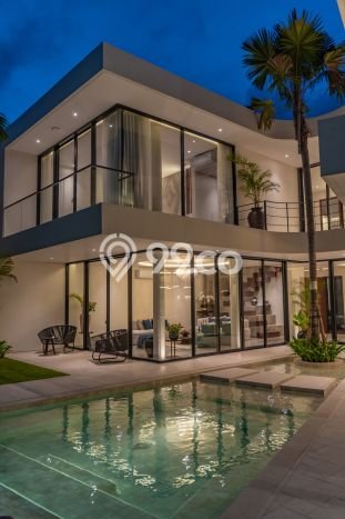 Hunian Elit LB 380m2 Siap Huni Desain Elegan di Umalas, Badung Hunian Elit LB 380m2 Siap Huni Desain Elegan di Umalas, Badung