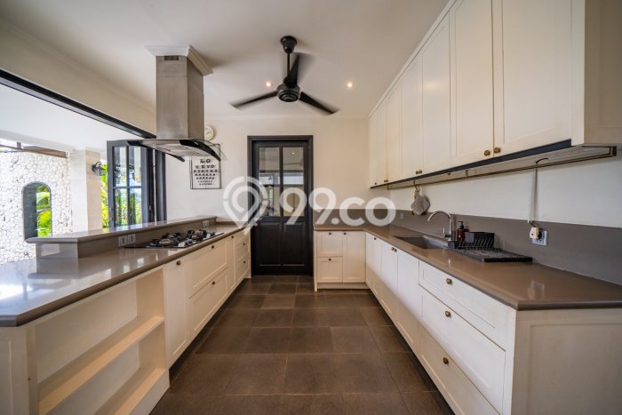 Vila Berkualitas di , Area 1100m2m², Lingkungan Asri dan aman Vila Berkualitas di , Area 1100m2m², Lingkungan Asri dan aman