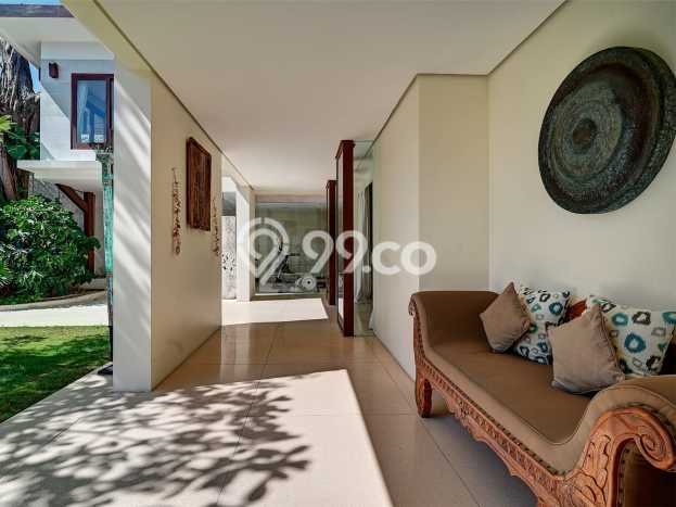 HARGA TERBAIK! Vila Kawasan Petitenget, Area 1100m², Lingkungan Elite dengan privasi terjaga HARGA TERBAIK! Vila Kawasan Petitenget, Area 1100m², Lingkungan Elite dengan privasi terjaga